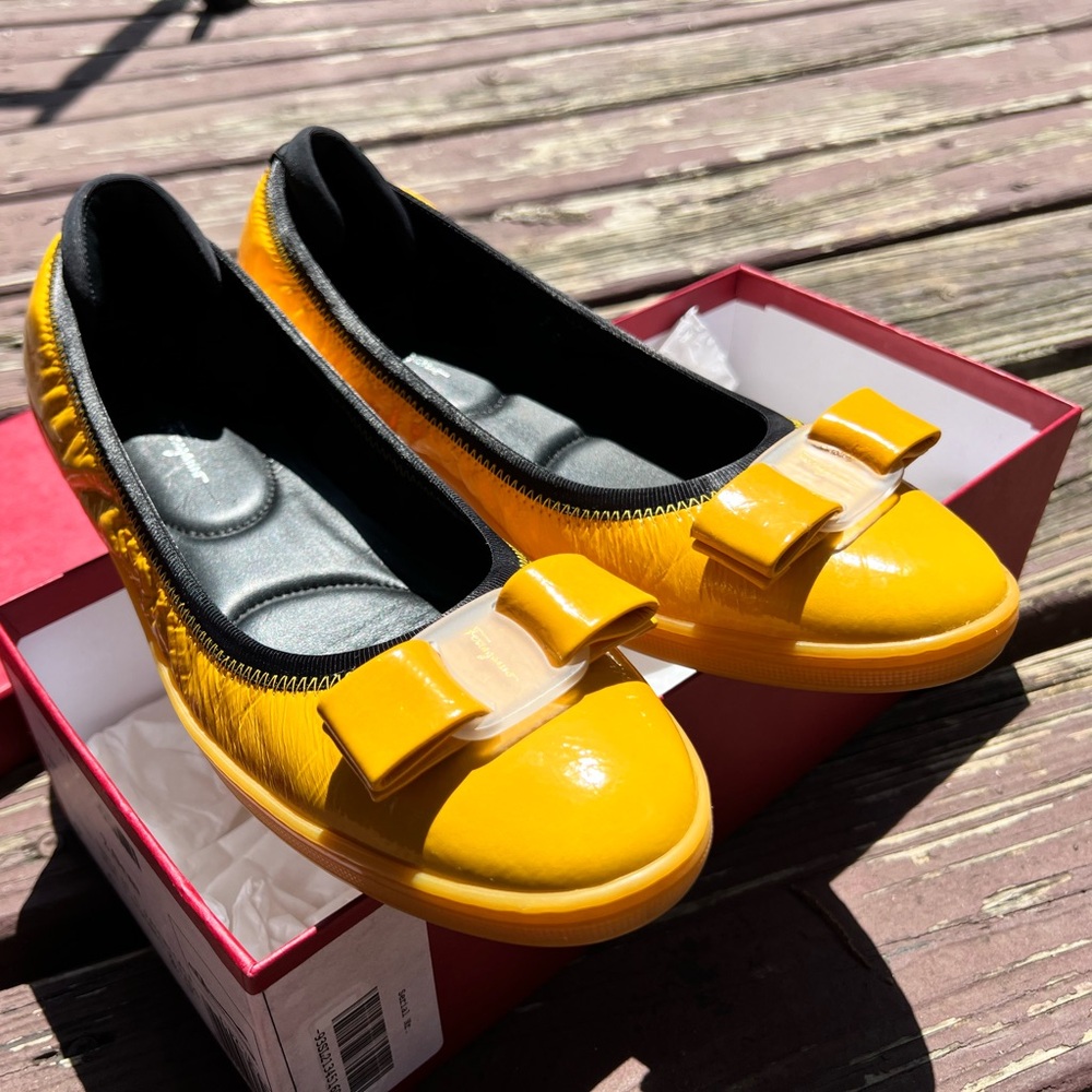 Ferregamo Savina Yellow Patent Calf with Bow. 9.